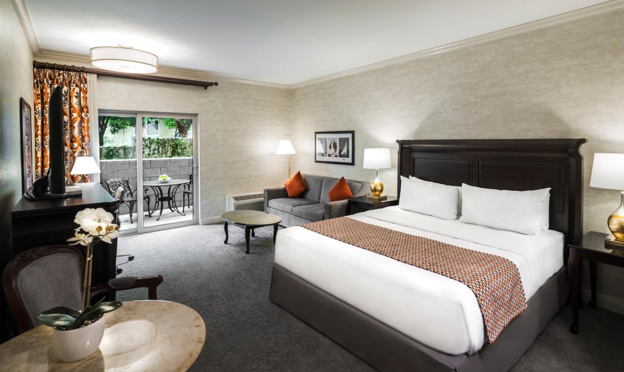 Junior Suite,1435186975:JPEG